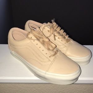 Nude/Tan Old Skool Leather Vans